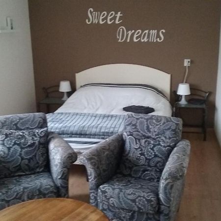 Bed En Breakfast En Bike Sommelsdijk Exterior photo