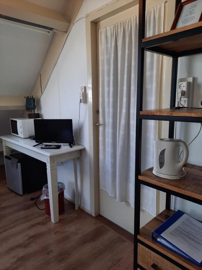 Bed En Breakfast En Bike Sommelsdijk Exterior photo